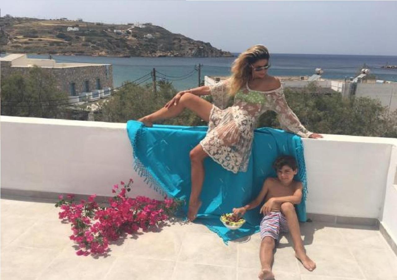 Aphrodite Hotel Syros Kini Eksteriør bilde